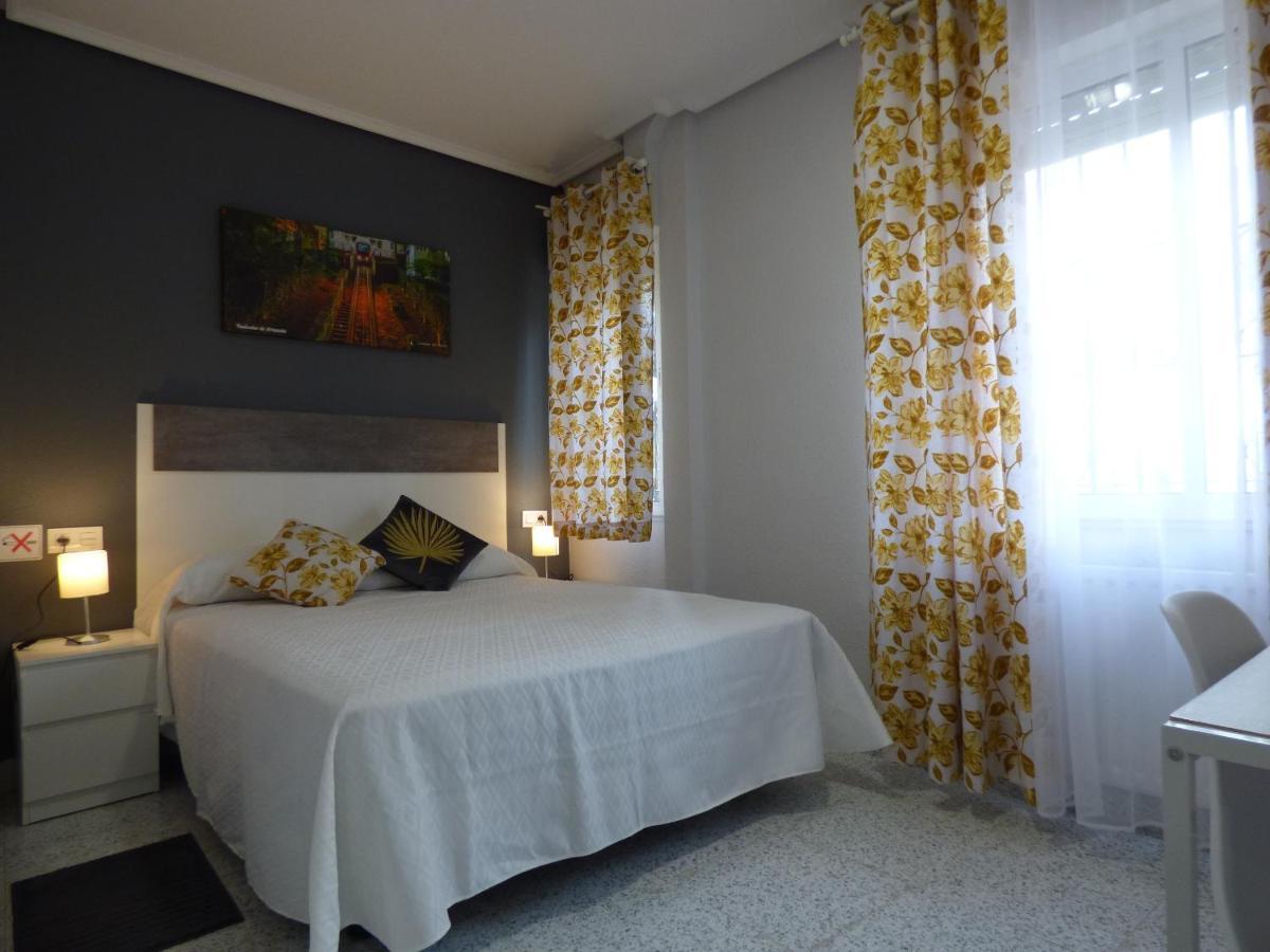 Pension Camino Del Norte Hotel Sestao Exterior photo