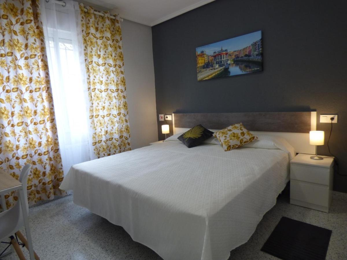 Pension Camino Del Norte Hotel Sestao Exterior photo